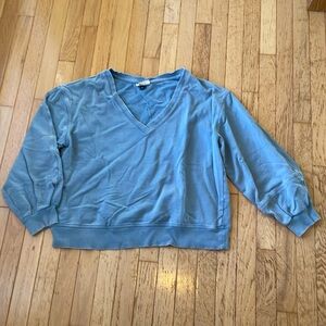 Universal Thread vneck sweatshirt